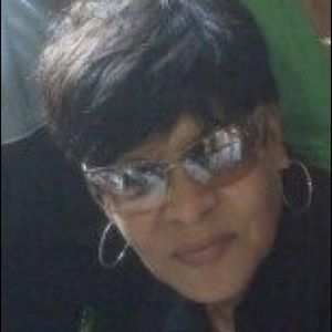 Meet your Posher, Miriam